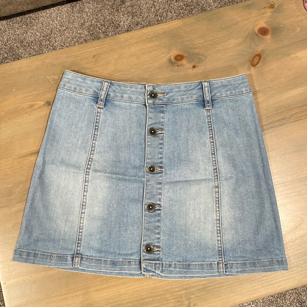 Vans Button Up Denim Skirt Size: S